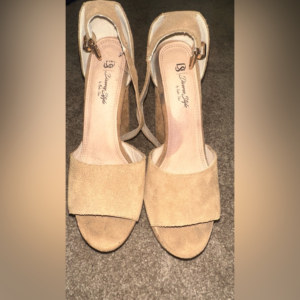 Chic Beige Women's Heels